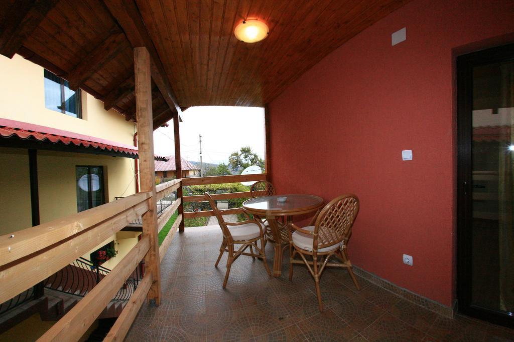 Pensiunea Valea Ursului Câmpulung Bagian luar foto